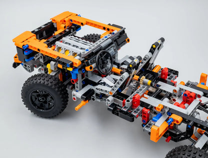 (75% OFF) Ford Raptor F-150 with real mechanics and a V6 Engine with moving pistons (1379 pieces)