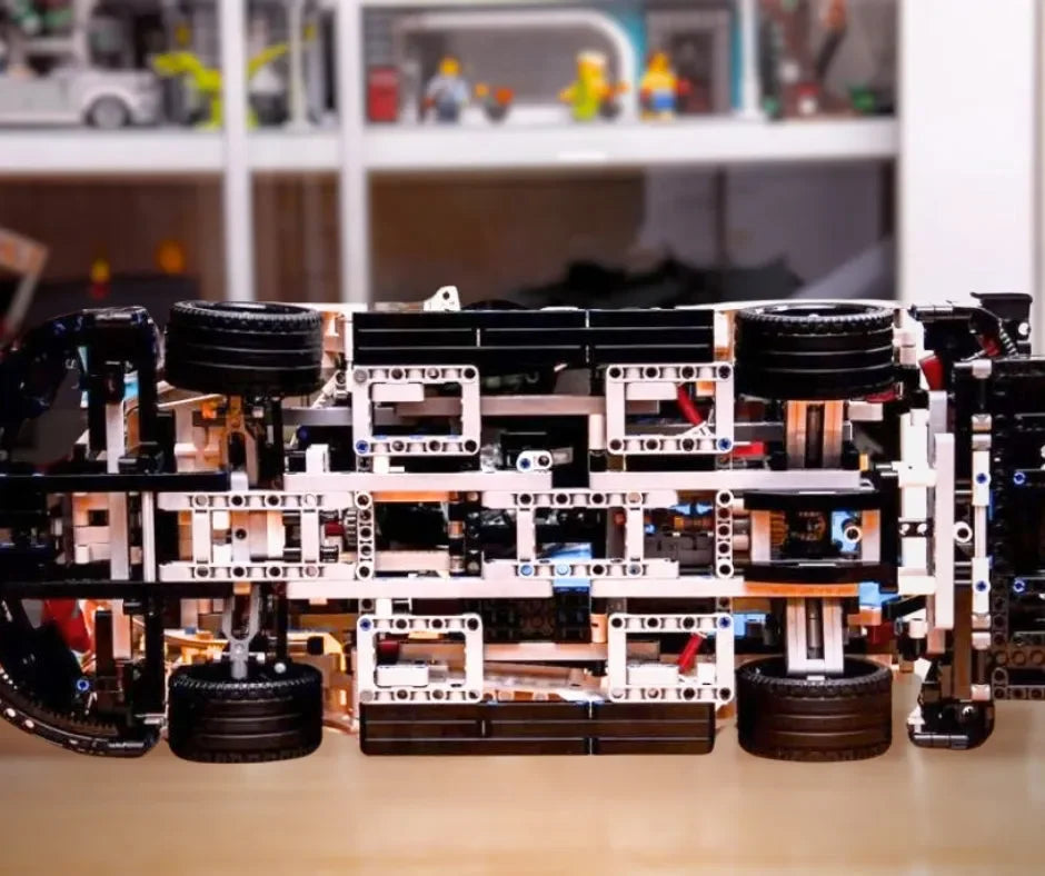 (80% OFF) With 6 Cylinder Boxer Engine and Opening Doors - Scale 1:10 - 1580 Pieces