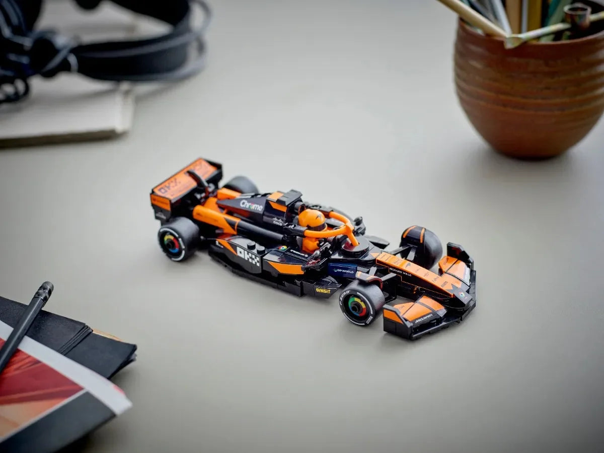 Speed Champions - McLaren Team MCL38 (269 pieces)