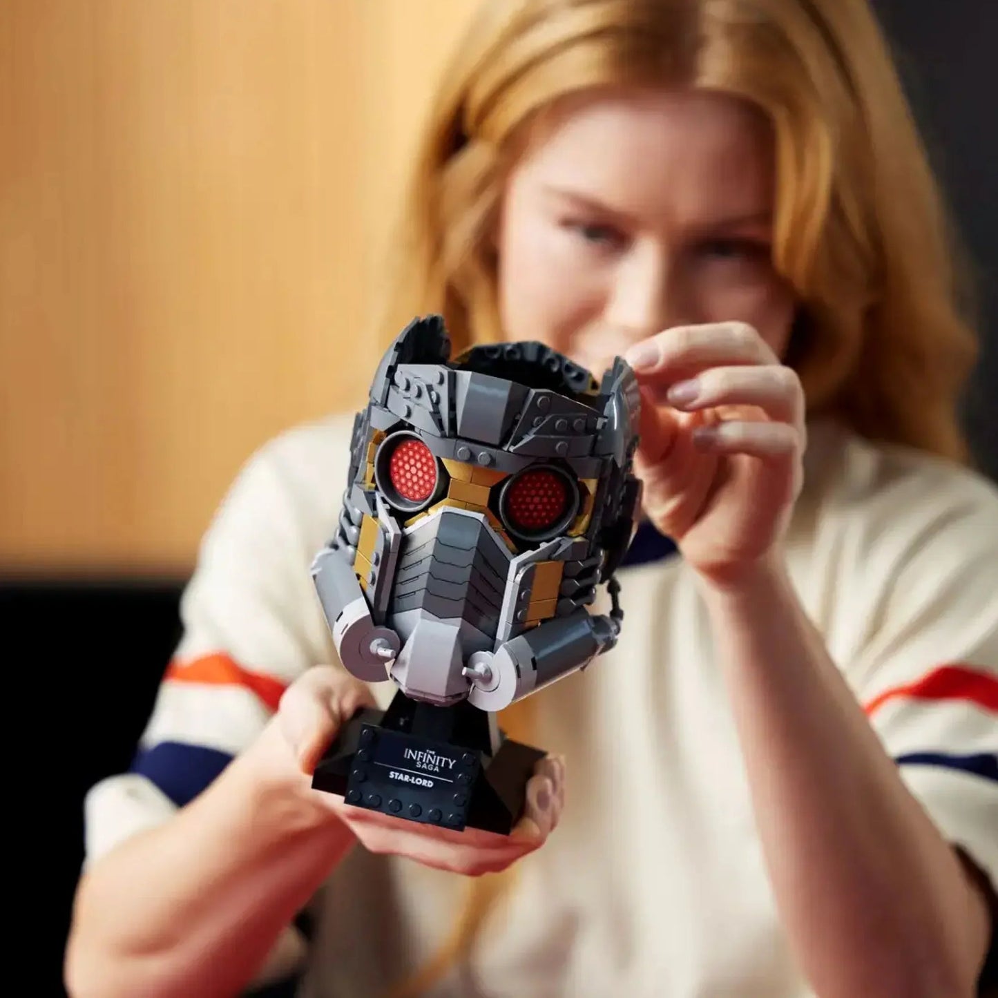 Star-Lord's Helmet (602 pieces)