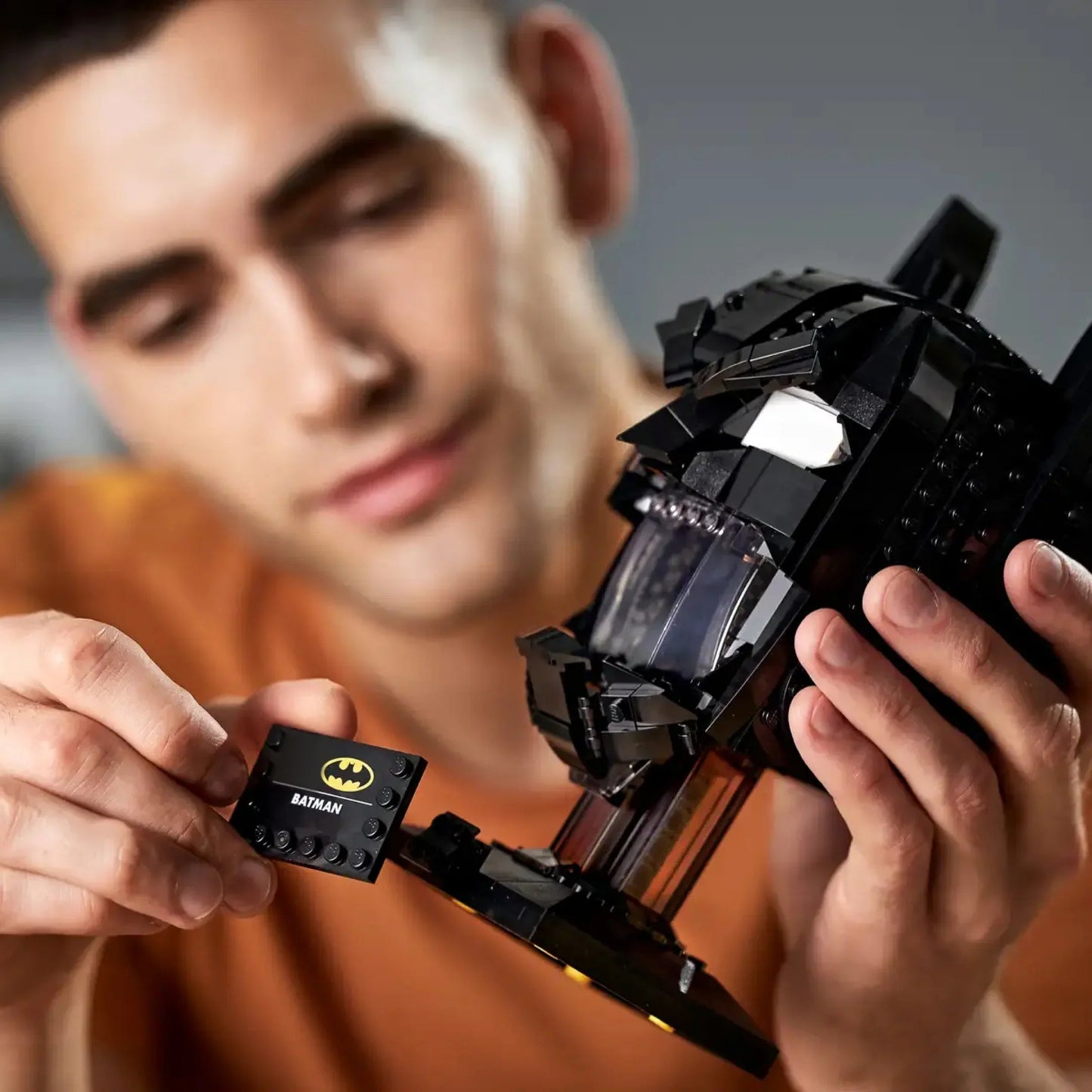 Batman Helmet (410 pieces)