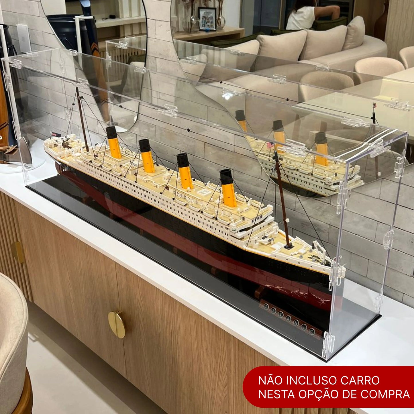 Acrylic Display for the Titanic