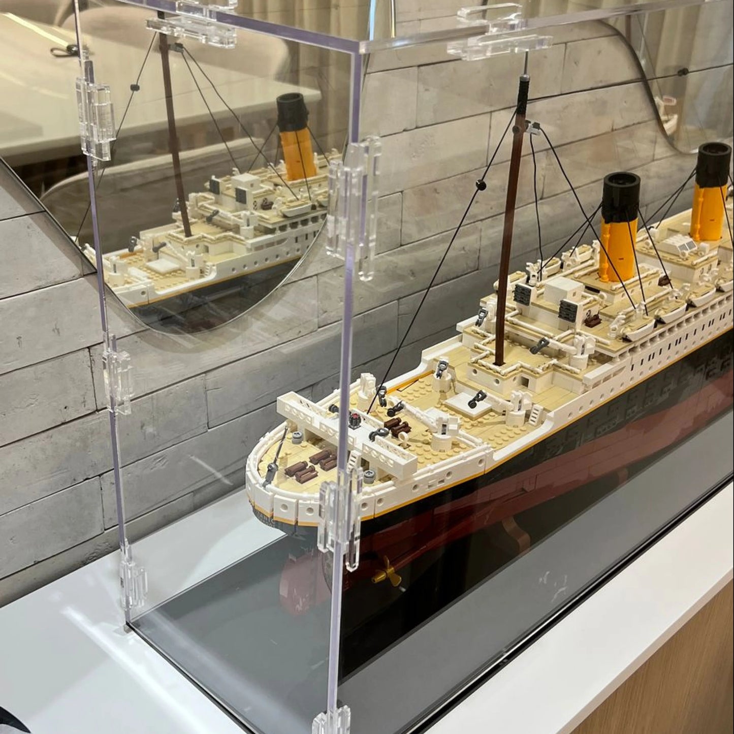 Acrylic Display for the Titanic