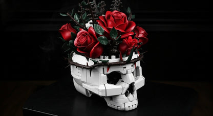 Skull with Red Roses (1161 pieces)