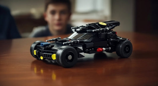 Batman Racing Batmobile (328 pieces)