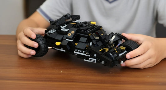 Tumbler Batmobile - Batman (325 pieces)