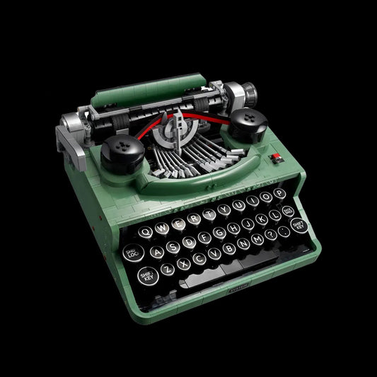 Retro Typewriter (2079 pieces)