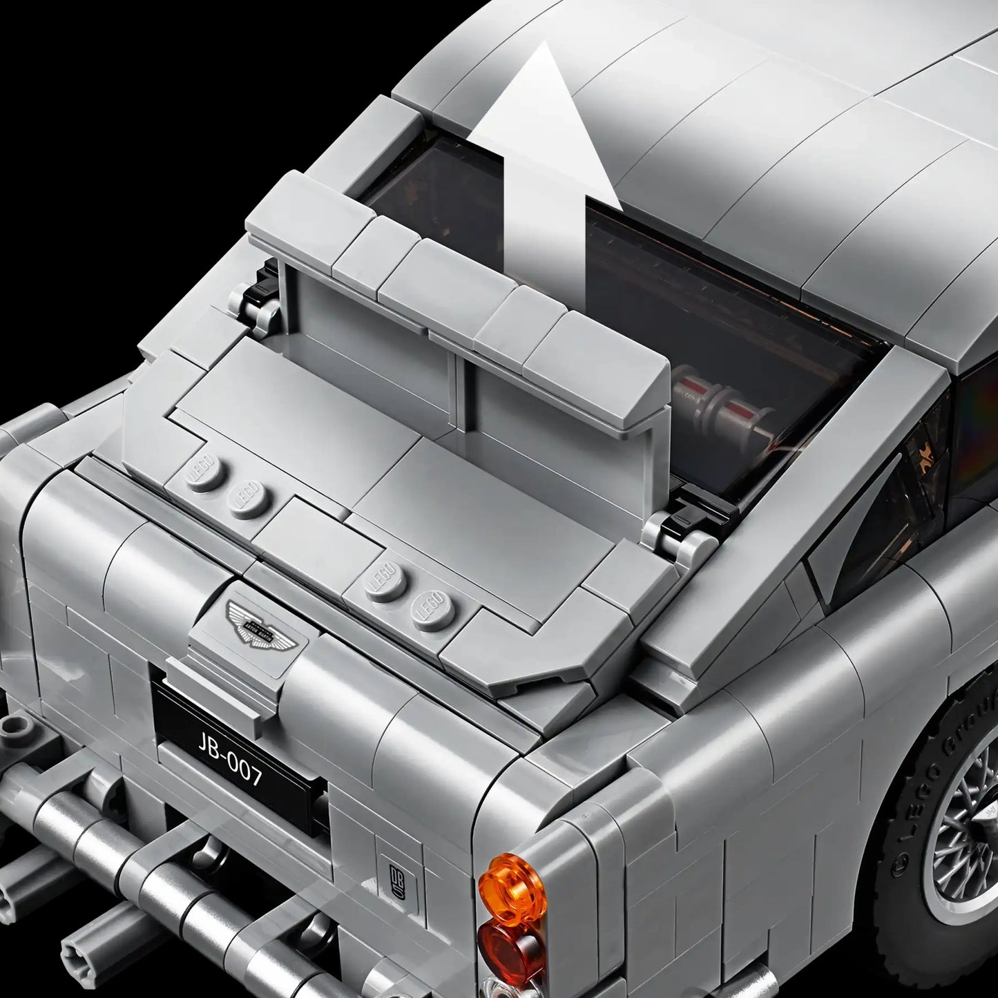 Aston Martin DB5 of James Bond "007" (1295 pieces)