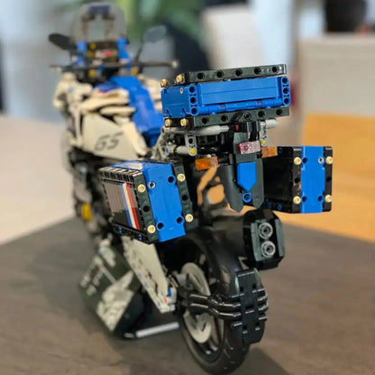 BMW R1250 GS (2396 pieces)