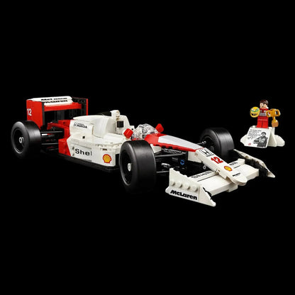 Formula 1 - McLaren MP4/4 + Ayrton Senna (693 pcs)