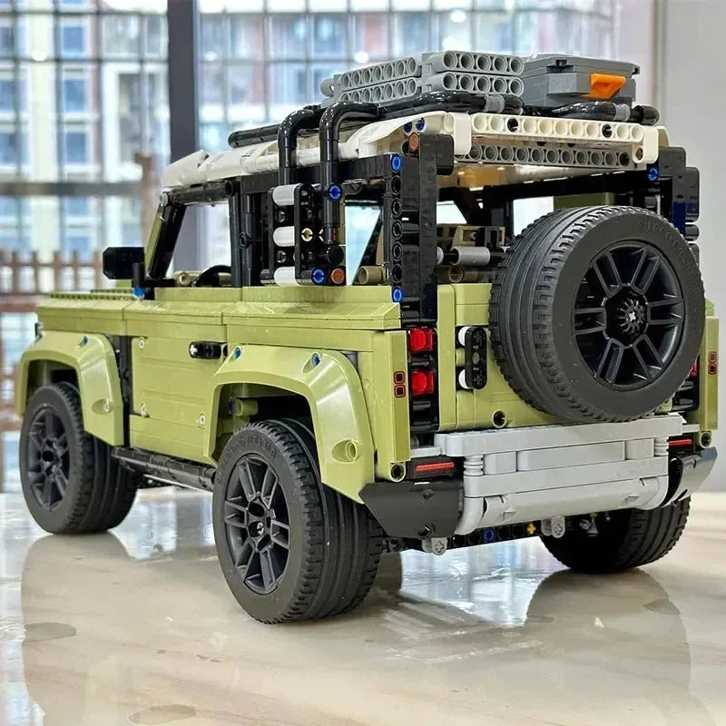 Land Rover Defender (2573 pcs)