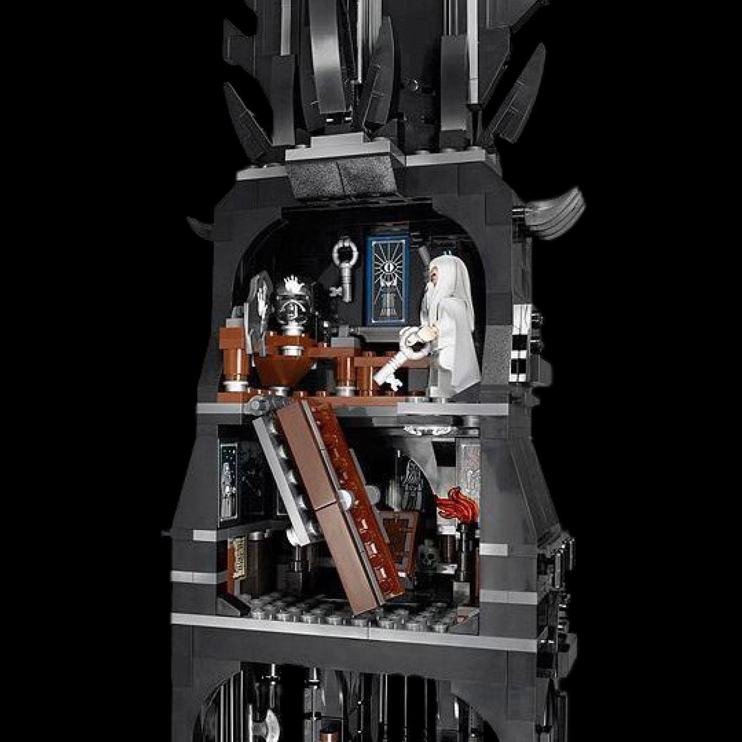 The Lord of the Rings - Tower of Orthanc (2359 pieces)