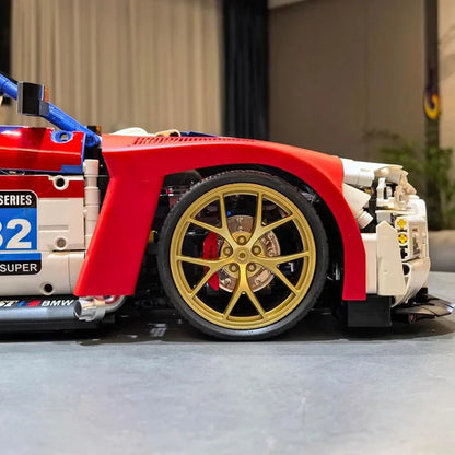 BMW M4 GT4 (4556 pieces)