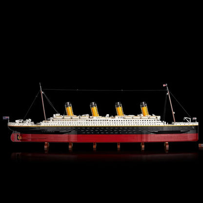 Titanic (9090 pieces)
